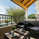 Apartment Roko *